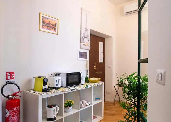 Amaryllis Apartment, In The Heart Of Appio Latino Apartment Rom