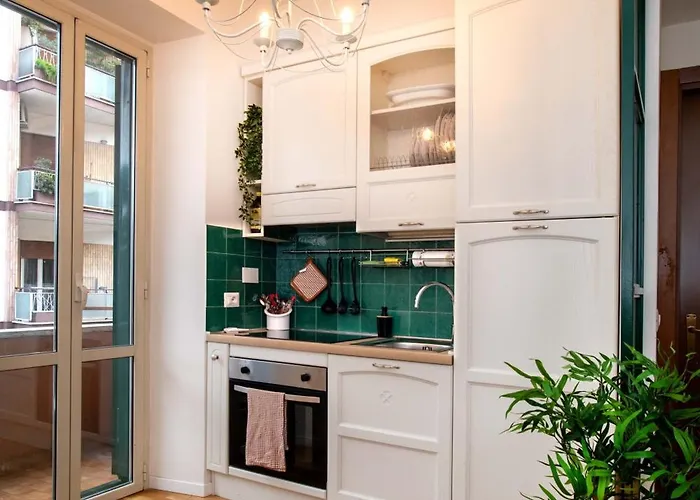 Apartment Amaryllis Apartment, In The Heart Of Appio Latino Rom